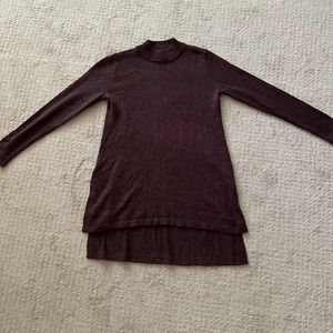 H&M Maroon Sweater Size Medium